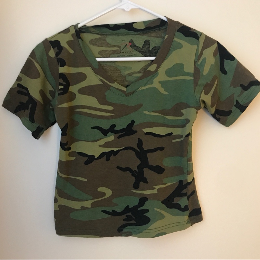 Camo crop top! (Youth large but fits like an XS!)